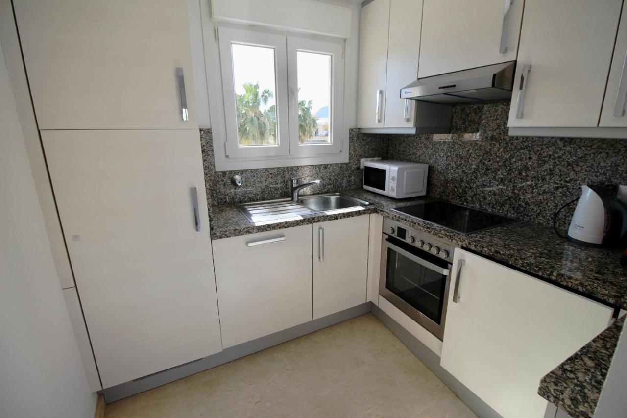 Atico Con Piscina Privada En Primera Linea Appartement Dénia Buitenkant foto