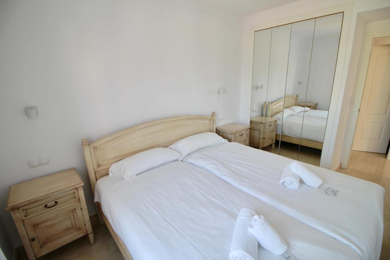 Atico Con Piscina Privada En Primera Linea Appartement Dénia Buitenkant foto