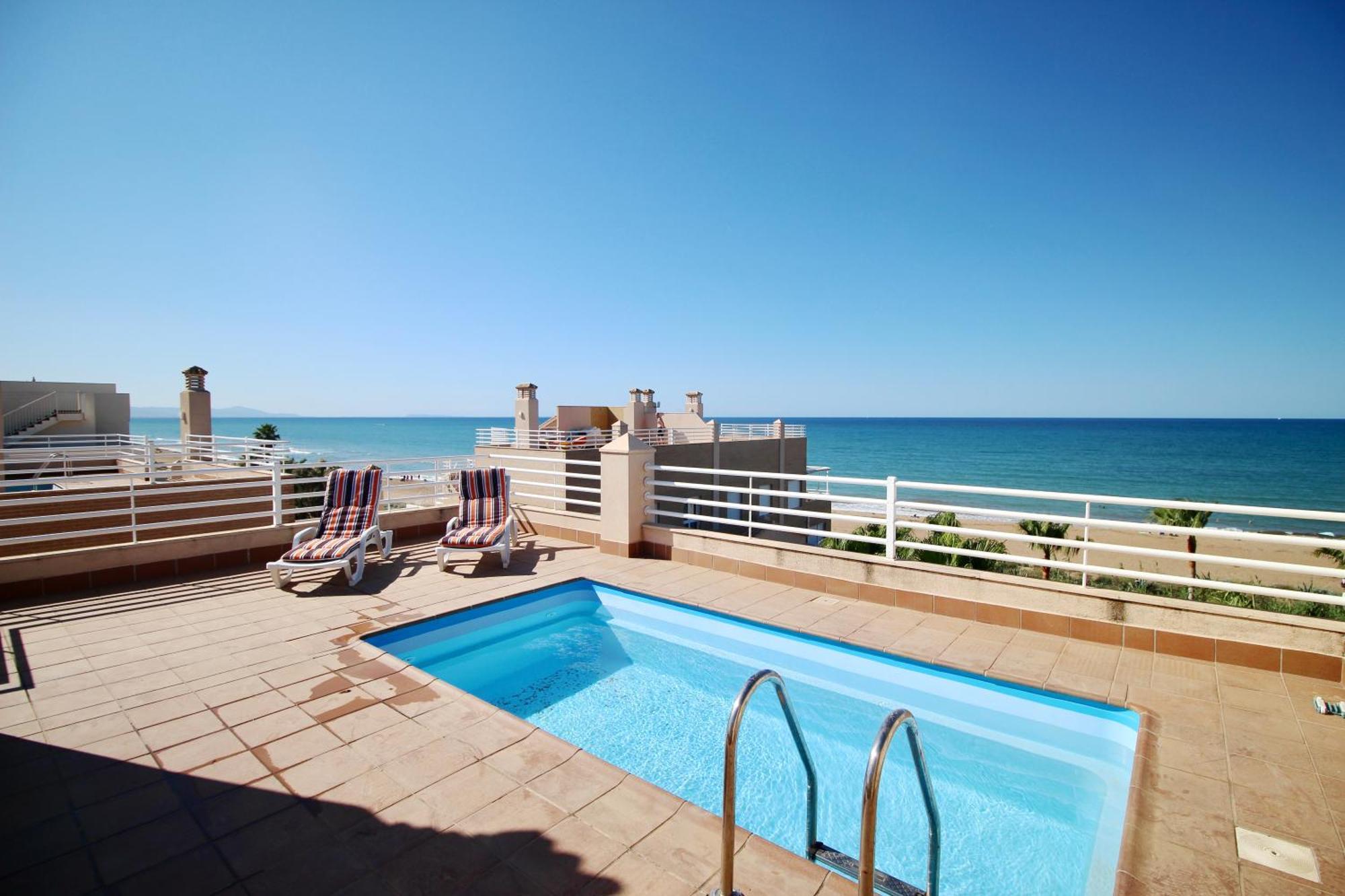 Atico Con Piscina Privada En Primera Linea Appartement Dénia Kamer foto