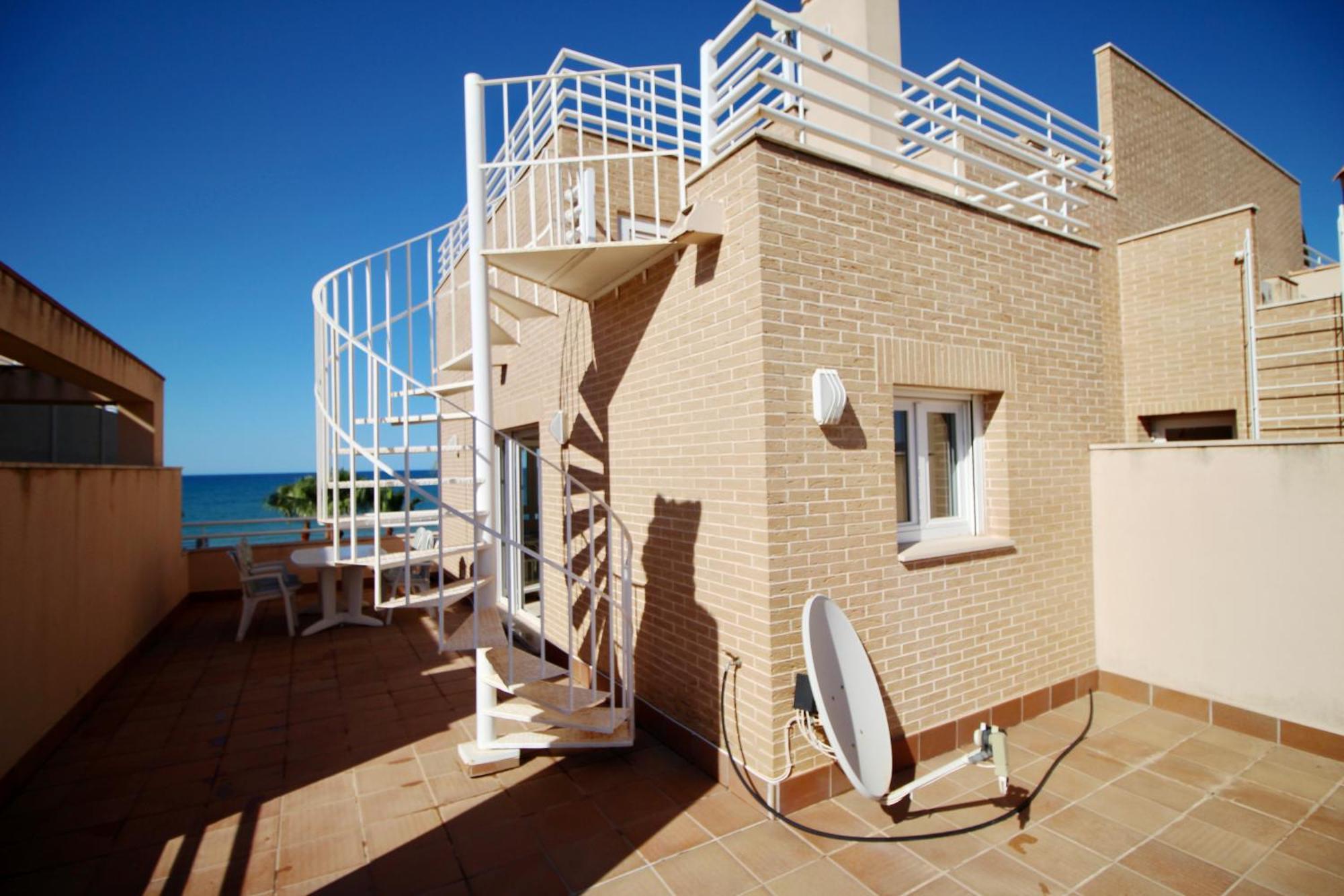 Atico Con Piscina Privada En Primera Linea Appartement Dénia Kamer foto